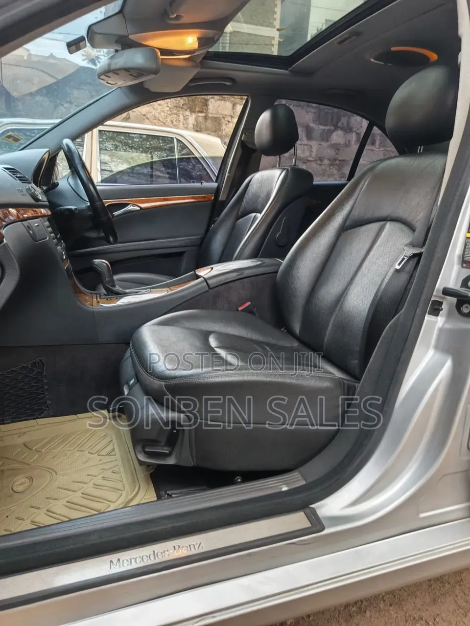 Mercedes-Benz E200 2006 Silver