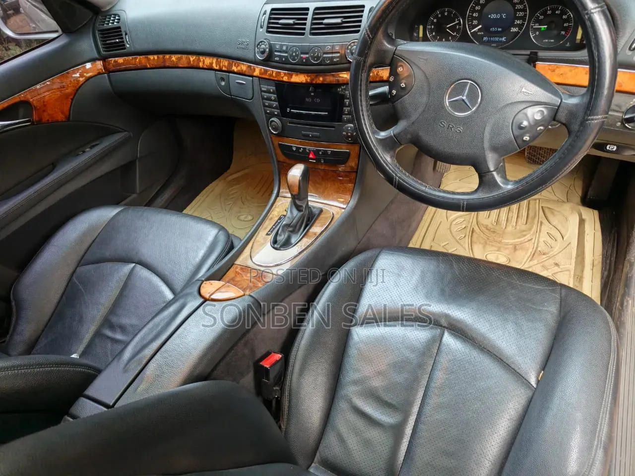 Mercedes-Benz E200 2006 Silver