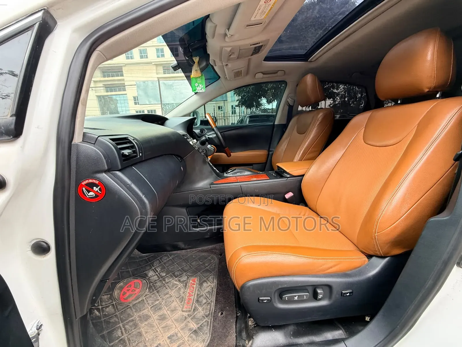 Lexus RX 2011 White