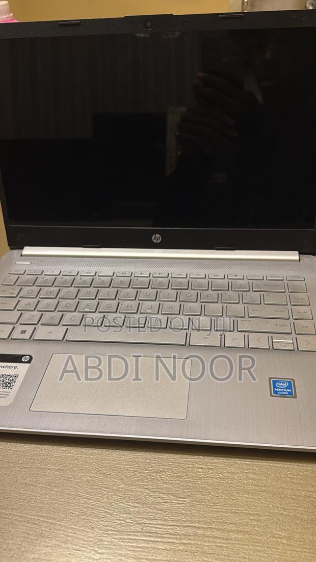 Laptop HP 14-dq1025cl 8GB Intel Pentium SSD 128GB