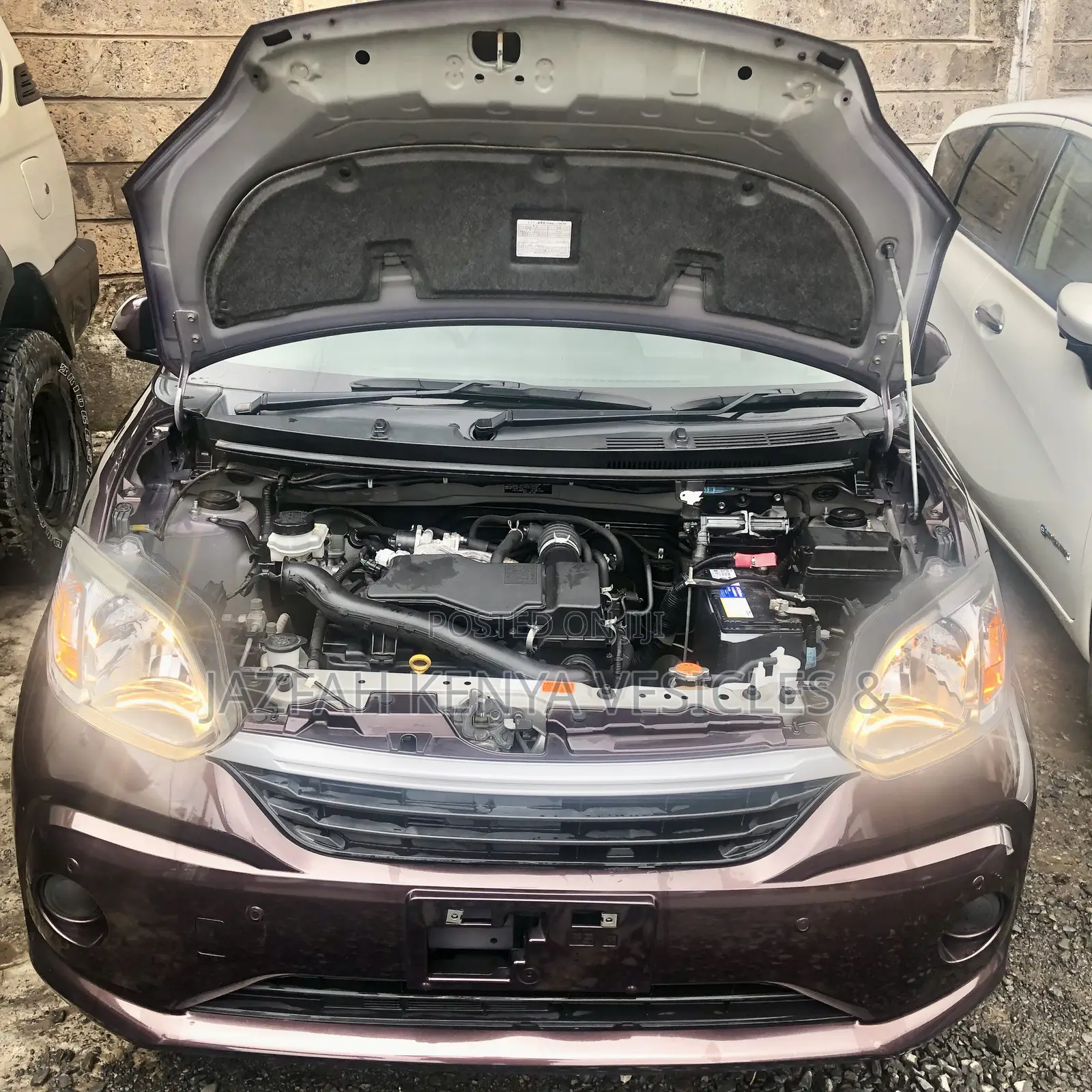 Daihatsu Boon 2019 Maroon