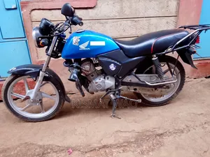 Honda CB 2019 Blue