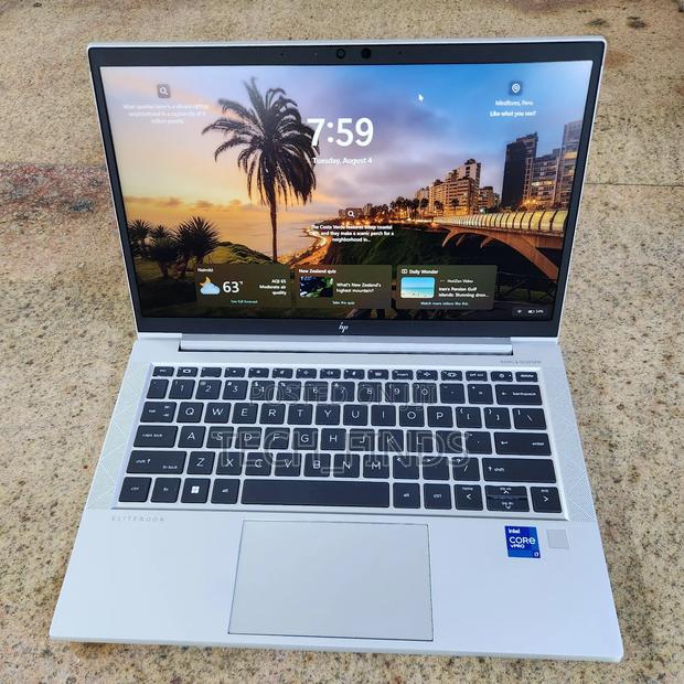 Laptop HP EliteBook 830 G8 32GB Intel Core i7 SSD 1T - main view