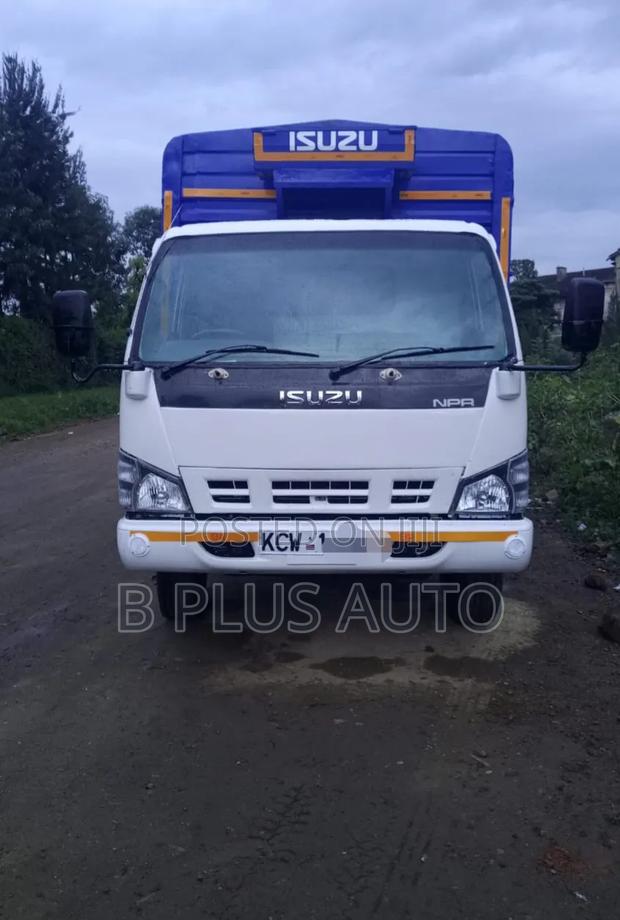 IIsuzu NPR - thumbnail 3