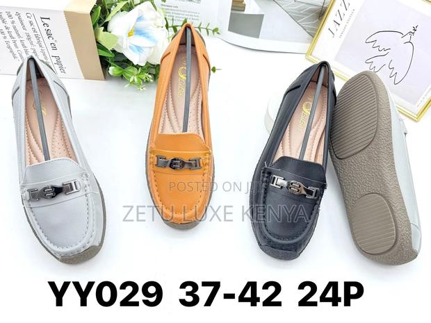 Shoes Wholesaler Minimum Order 1box - thumbnail 3