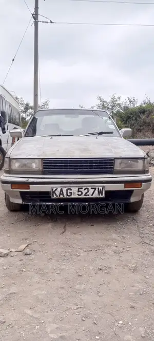 Nissan Bluebird 1984 Silver