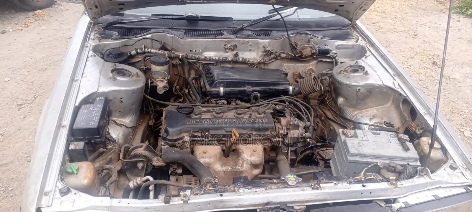 Nissan Bluebird 1984 Silver