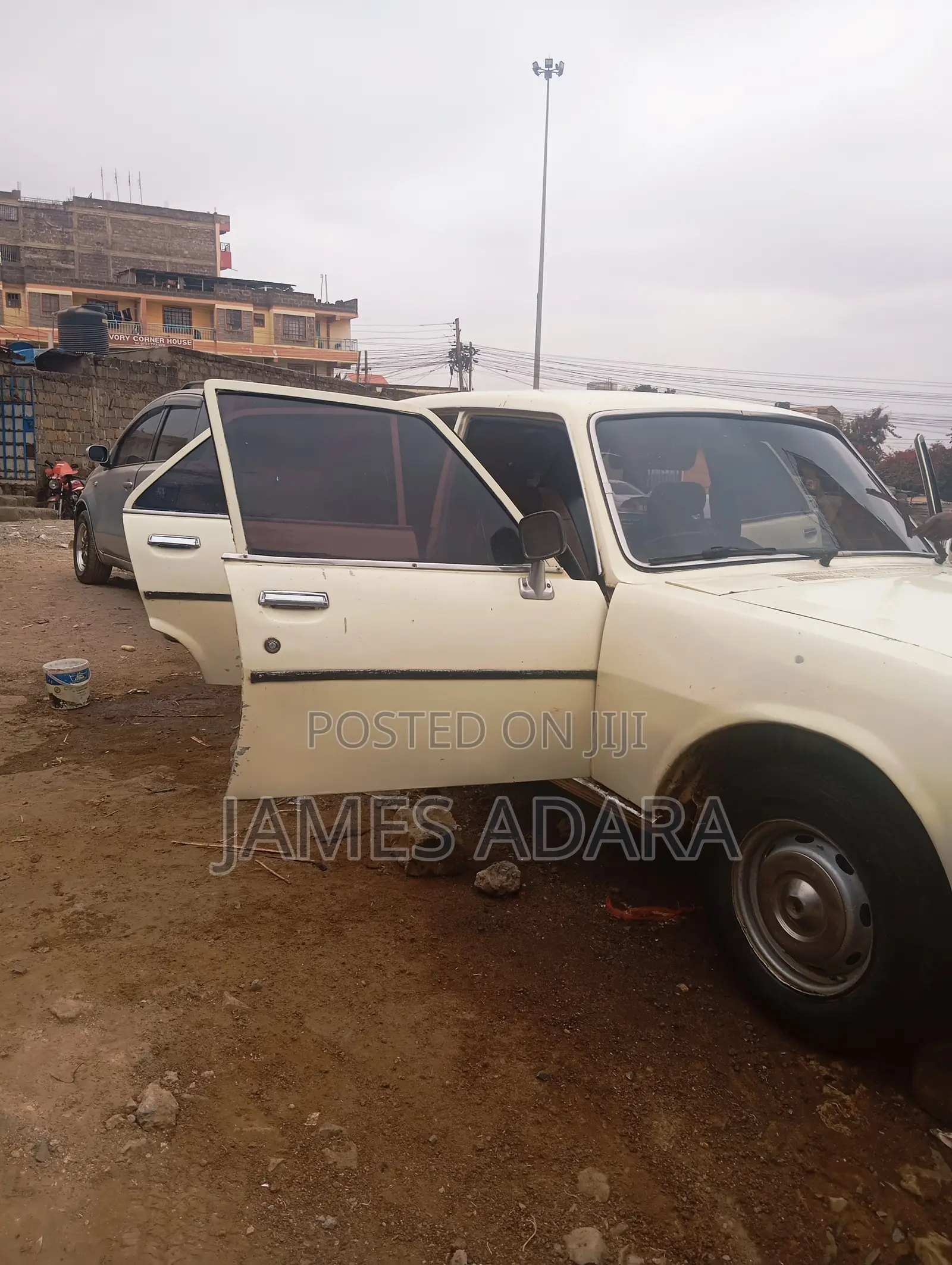 Peugeot 504 1982 White