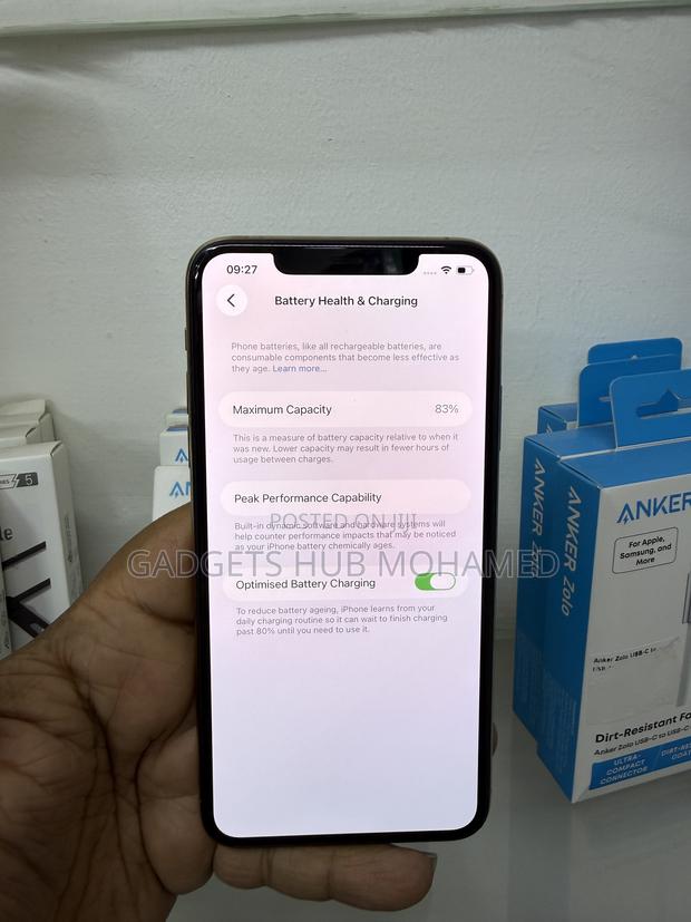 Apple iPhone 11 Pro Max 64 GB Gold - thumbnail 4