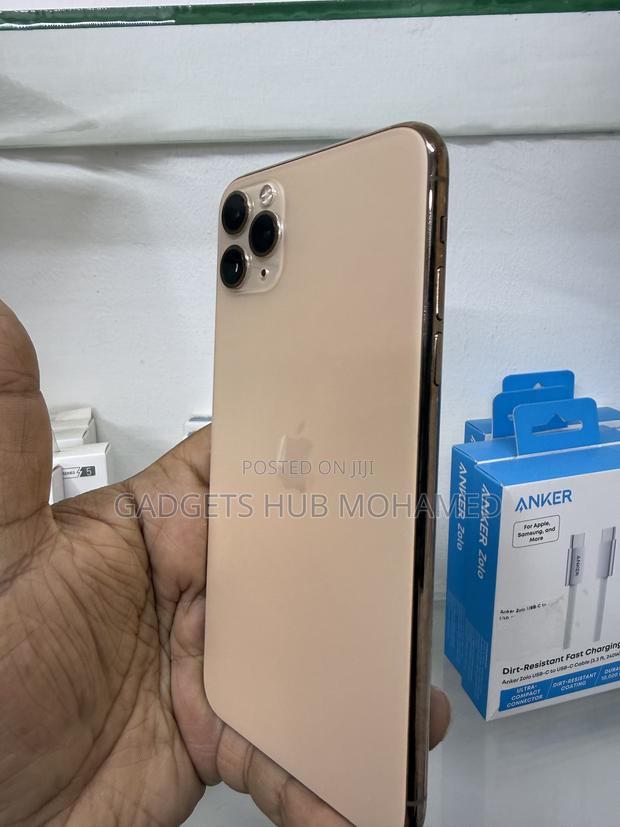 Apple iPhone 11 Pro Max 64 GB Gold - thumbnail 3
