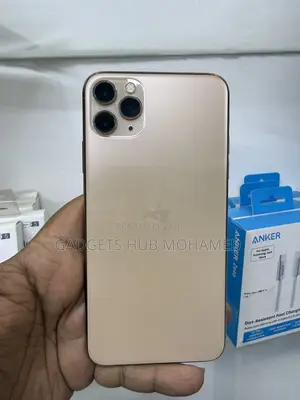 Apple iPhone 11 Pro Max 64 GB Gold