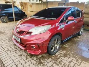 Nissan Note 2014 Red