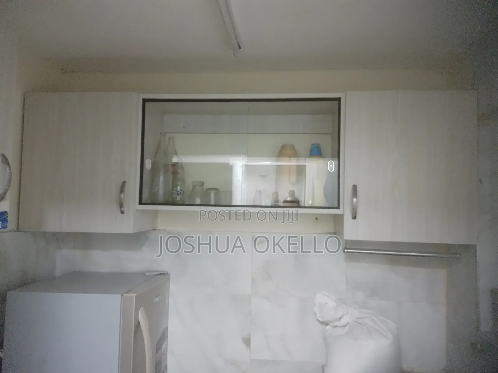 Kitchen Cabinets,glass Doors and Solid