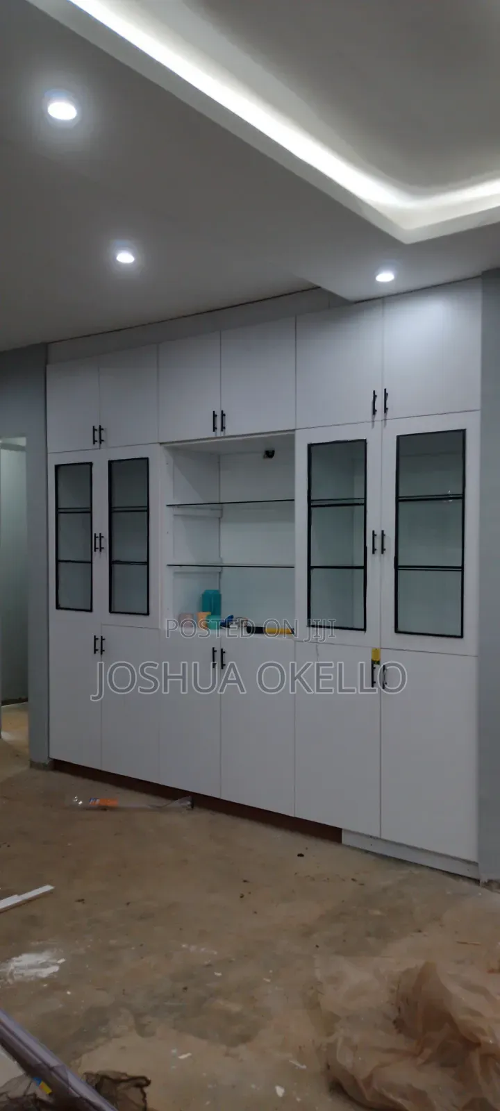Kitchen Cabinets,glass Doors and Solid