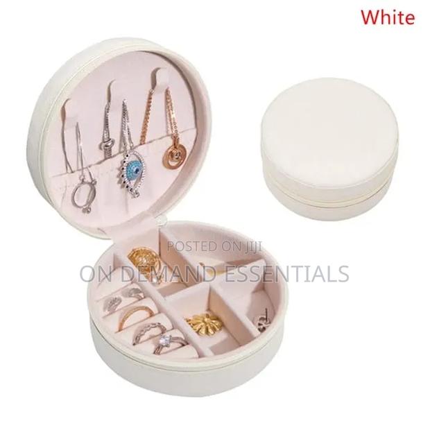 Portable Travel Storage Organizer Jewelry Case - thumbnail 3