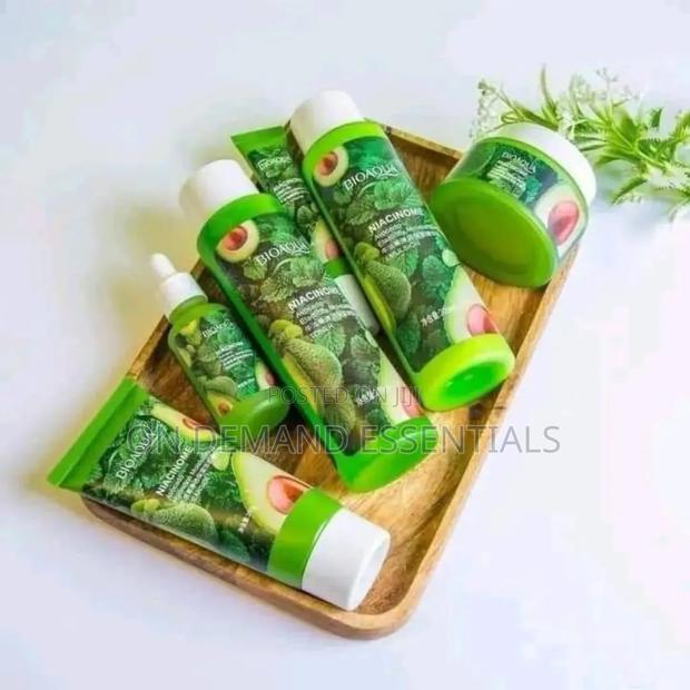 6-Piece Bioqua Avocado Skincare Set - thumbnail 2