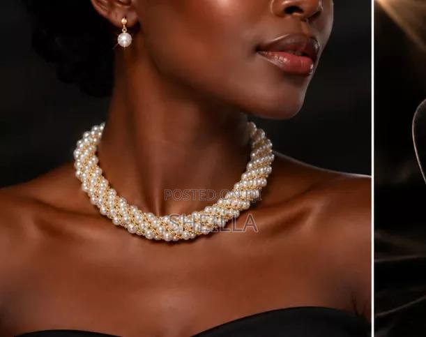 Pearl Necklace - main view