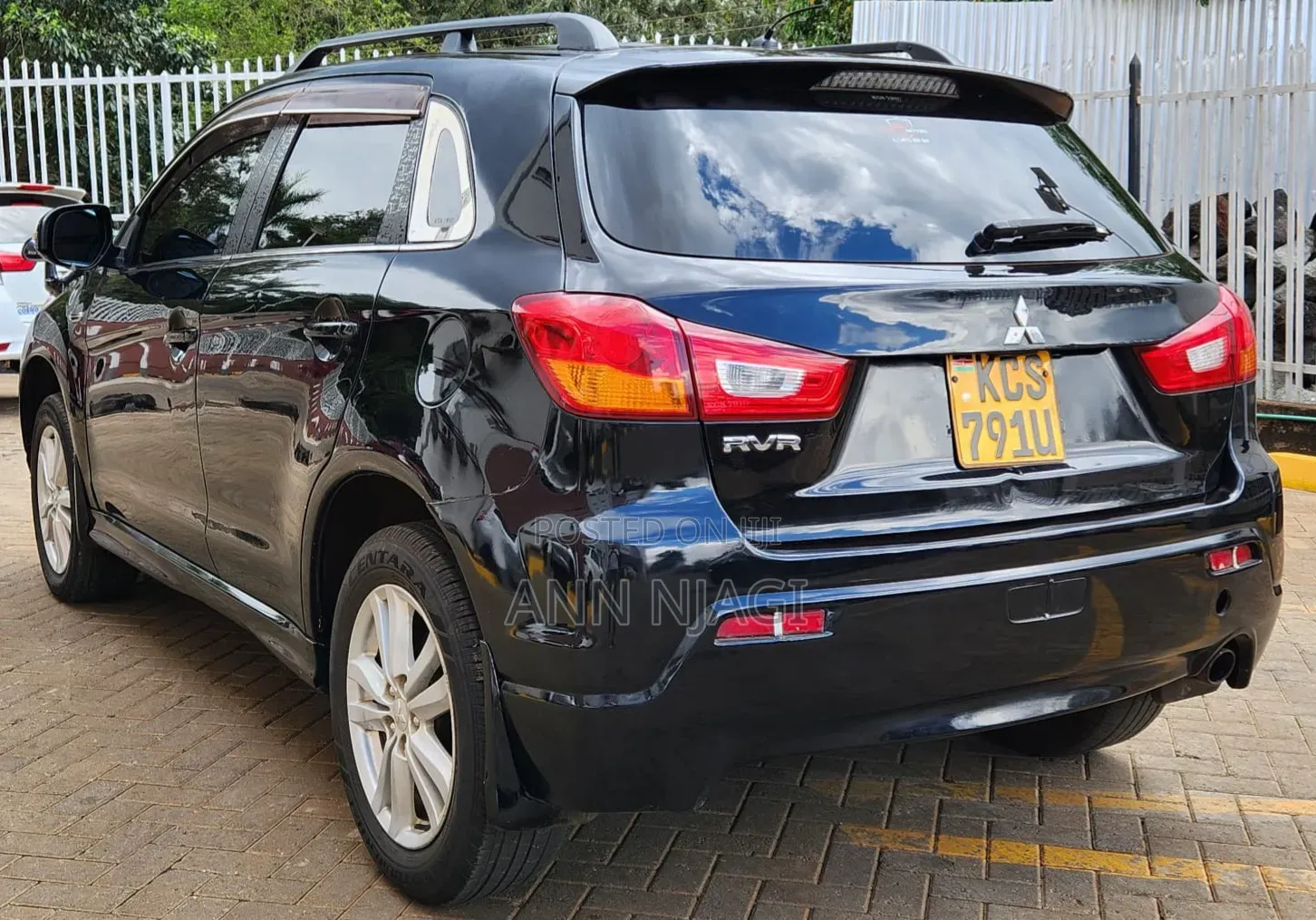 Mitsubishi RVR 2.0 2011 Black