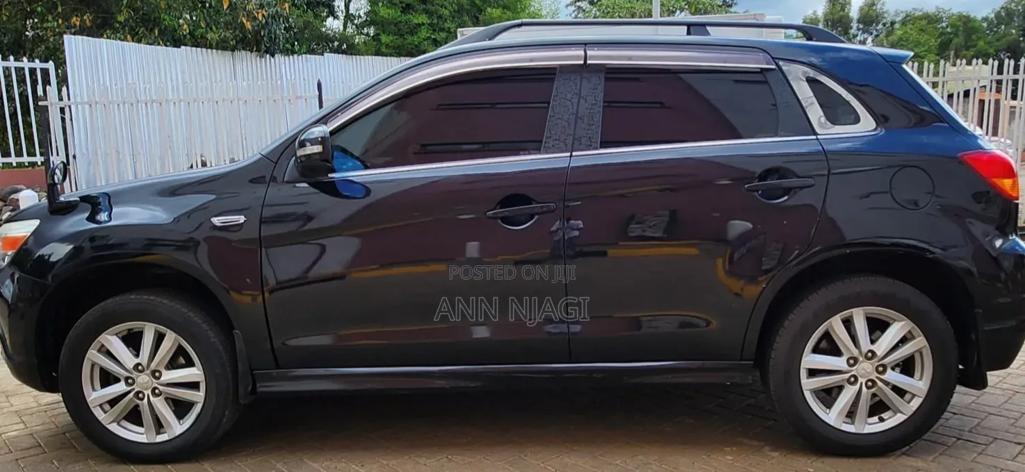 Mitsubishi RVR 2.0 2011 Black