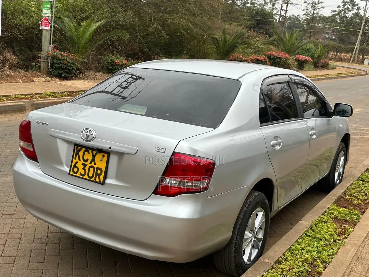 Toyota Axio 2012 Silver