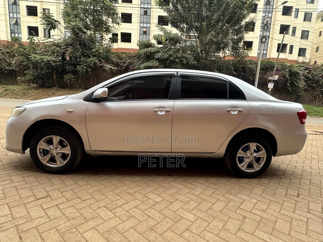 Toyota Axio 2012 Silver