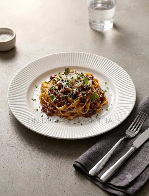 Dinner Plate With Lines - thumbnail 2