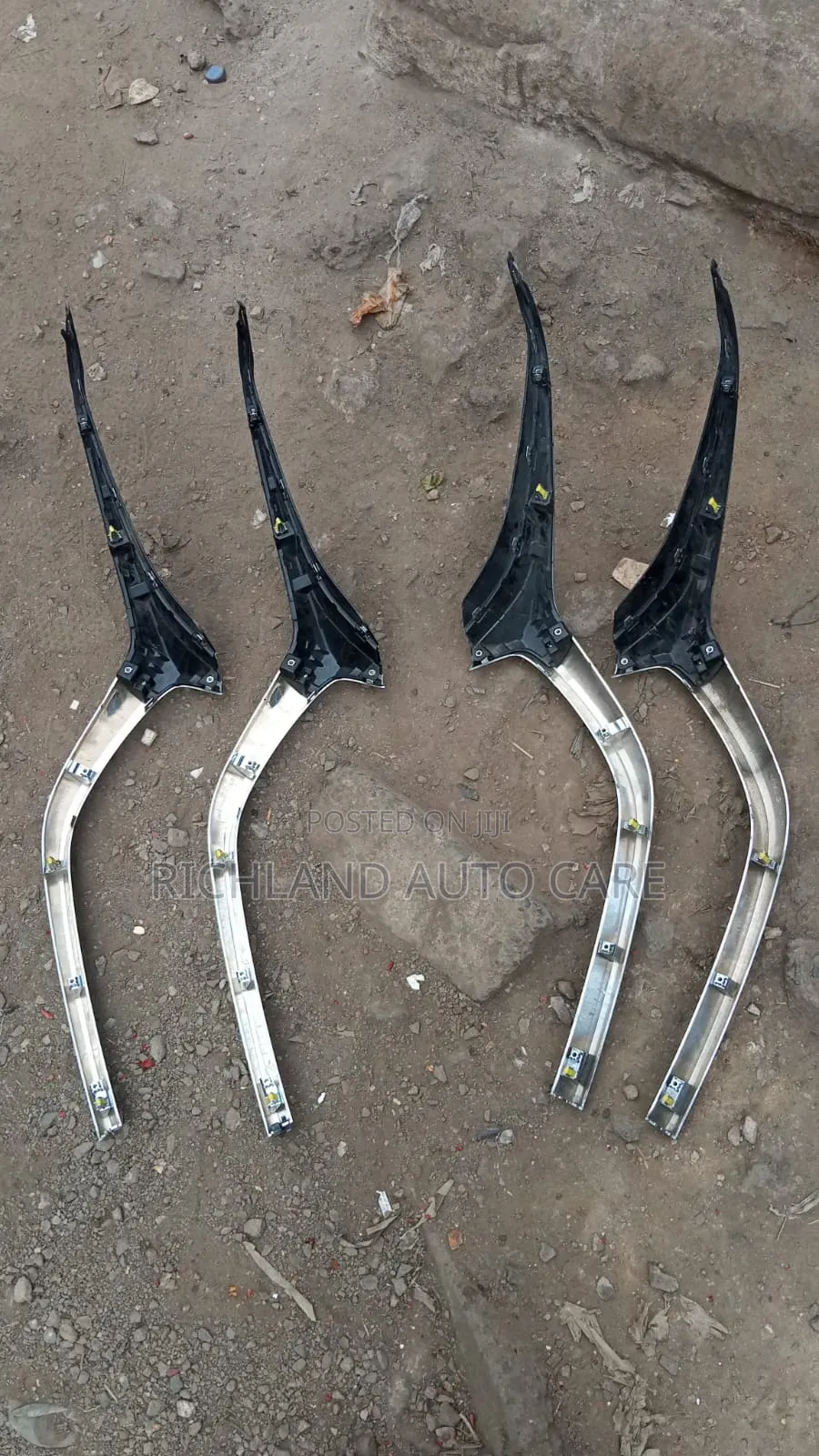 Grille Cromes Mazda 2