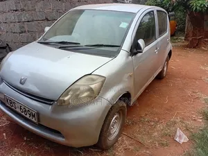 Toyota Passo 2005 Silver
