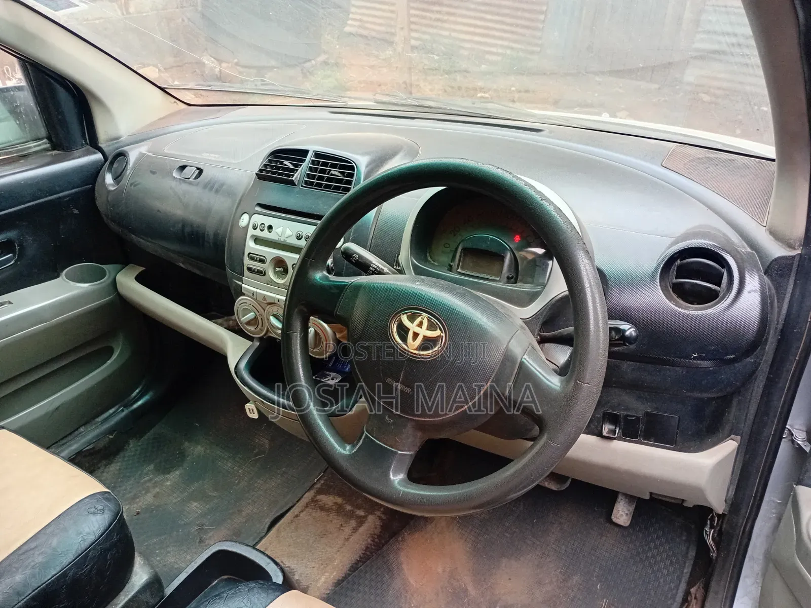 Toyota Passo 2005 Silver