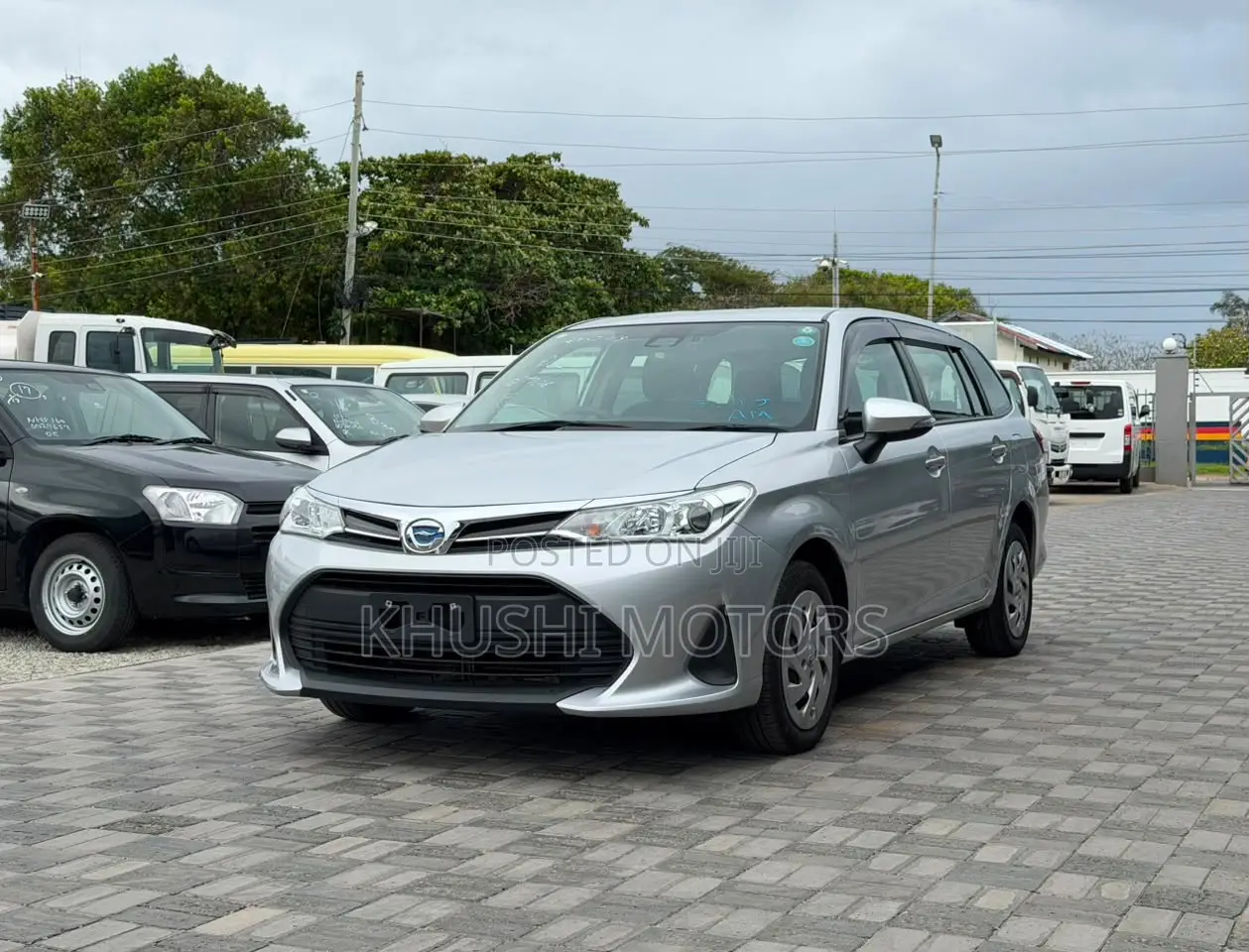 Toyota Corolla Fielder 2019 Silver