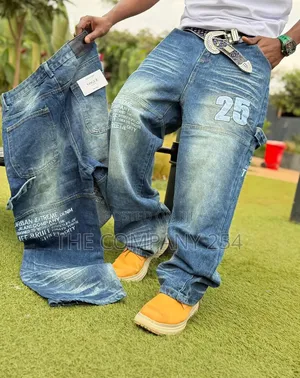 Quality Casual Denim Men Designer Baggy Washed Jeans Available