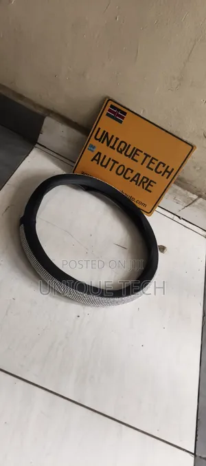 Universal Glitter Steering Wheel Cover