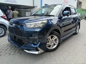 Toyota Raize 2020 Blue