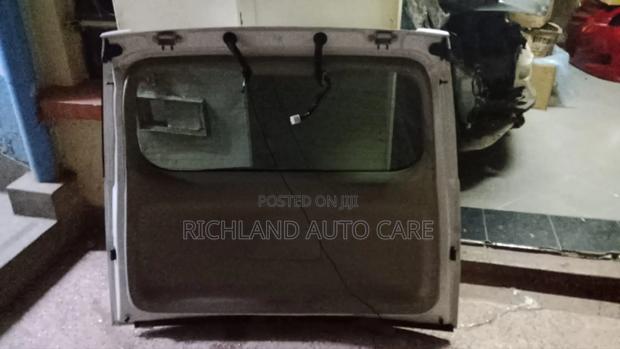Boot Toyota Isis ANM10W - thumbnail 2