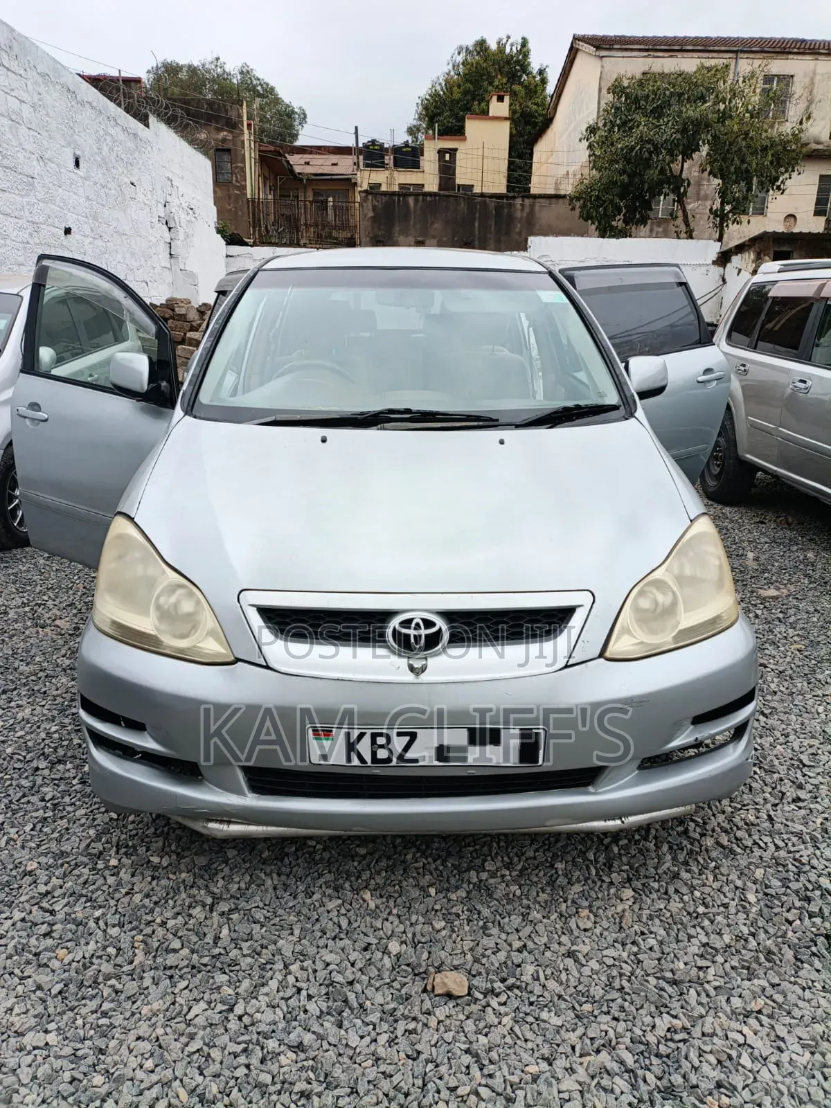 Toyota Ipsum 2006 Silver
