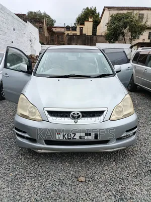 Toyota Ipsum 2006 Silver