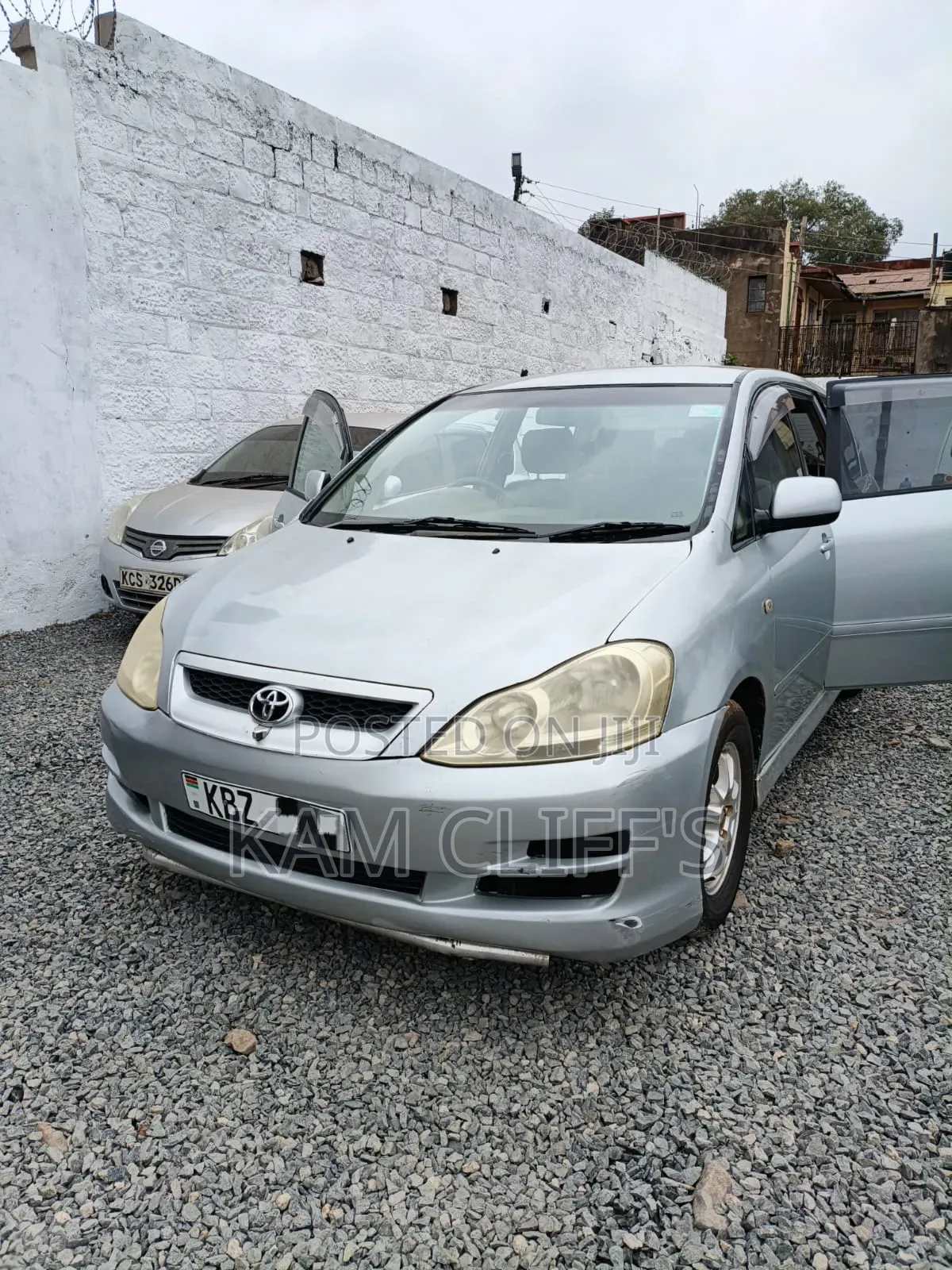 Toyota Ipsum 2006 Silver