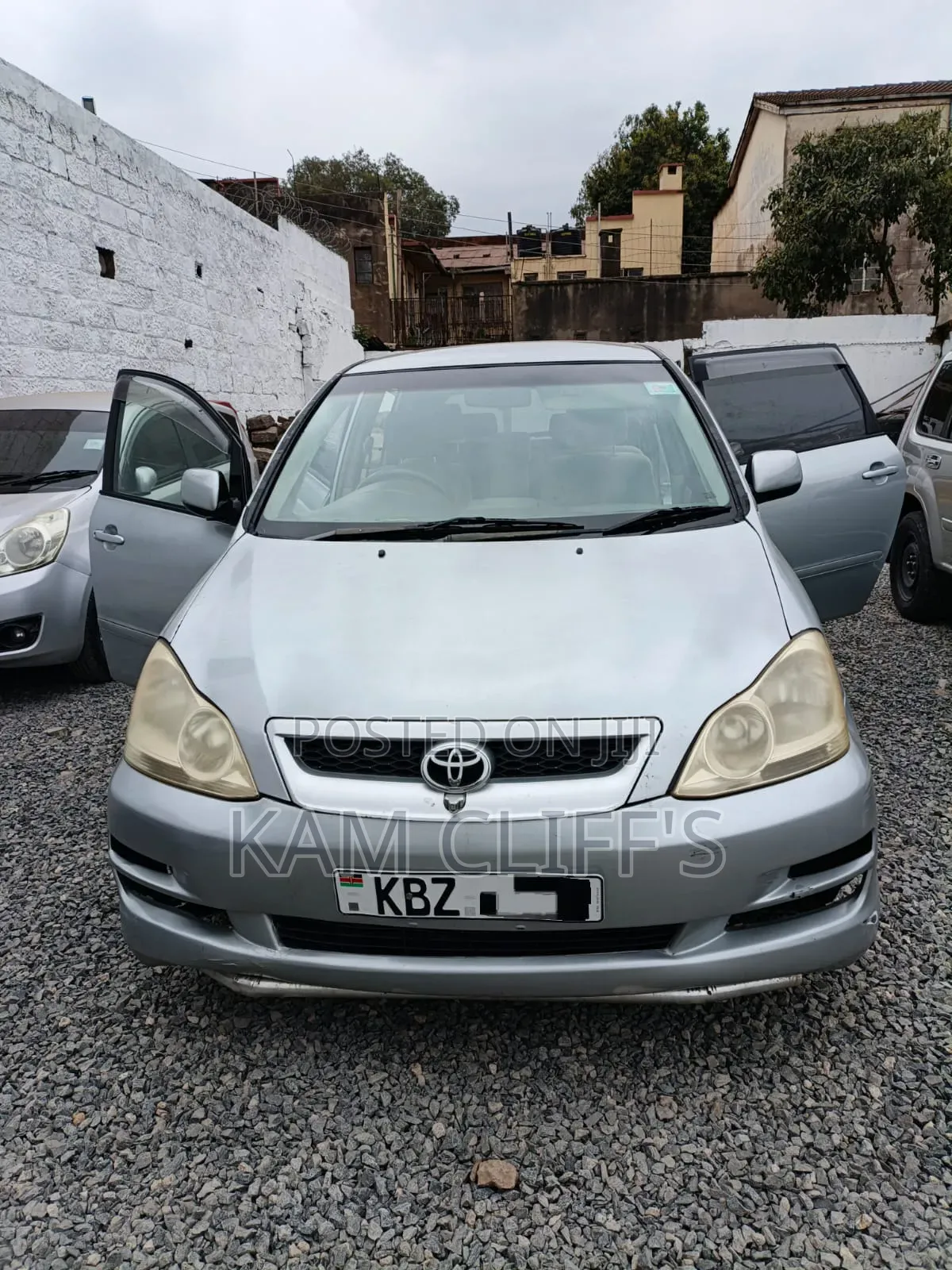 Toyota Ipsum 2006 Silver