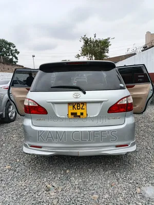 Toyota Ipsum 2006 Silver