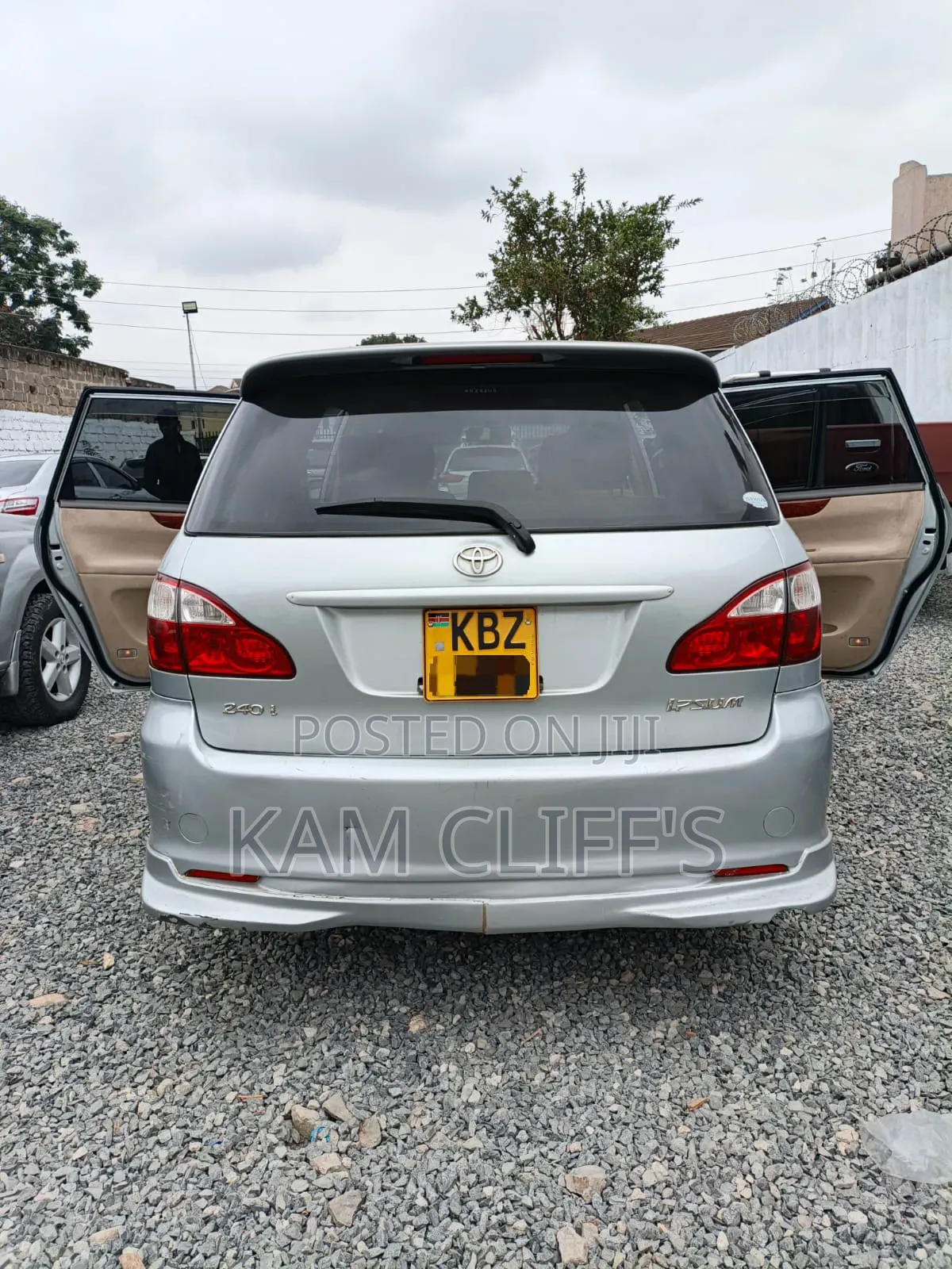 Toyota Ipsum 2006 Silver