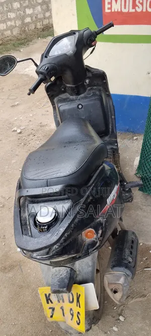 TVS Wego 2012 Beige