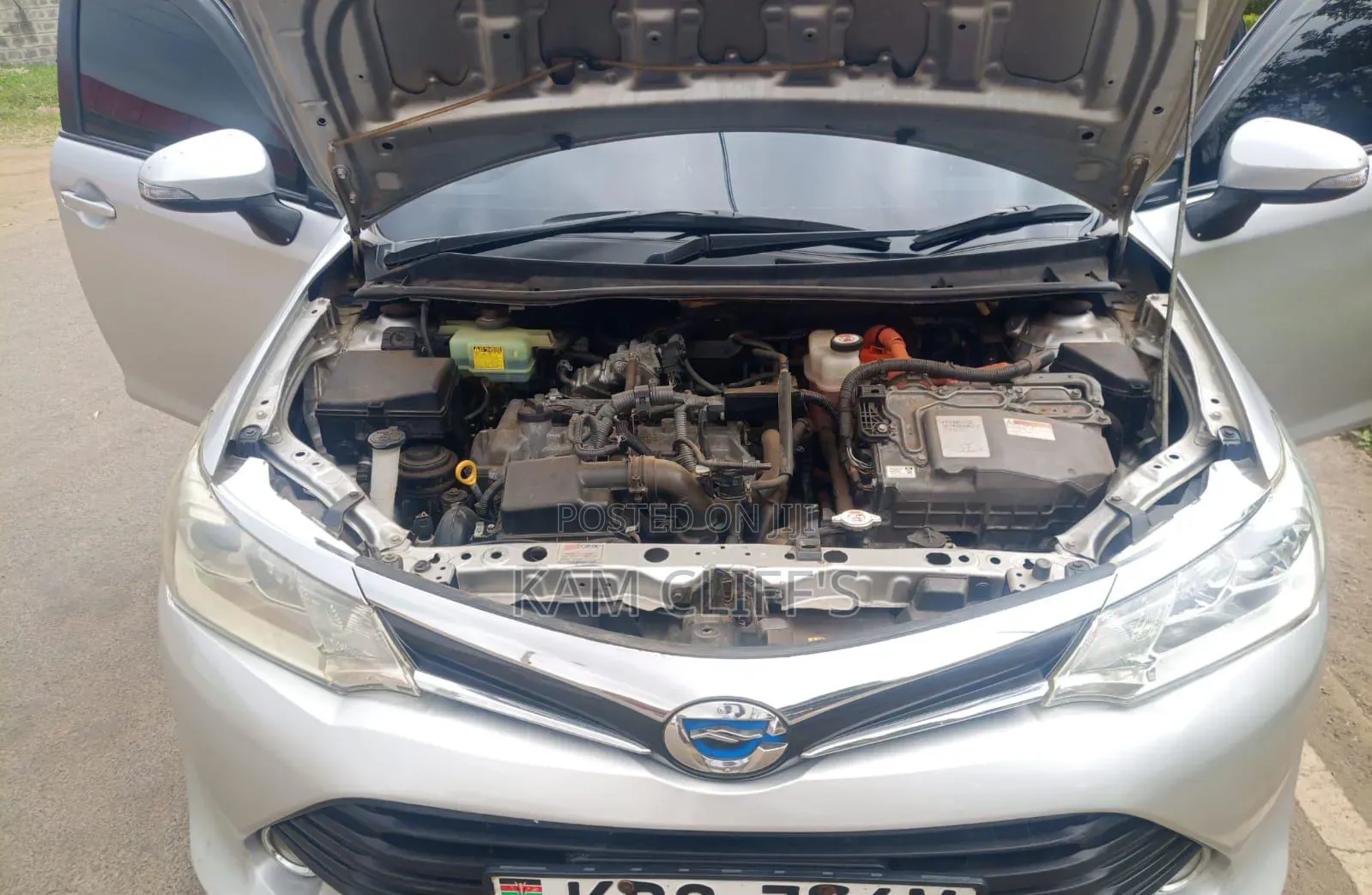 Toyota Axio 2018 Silver