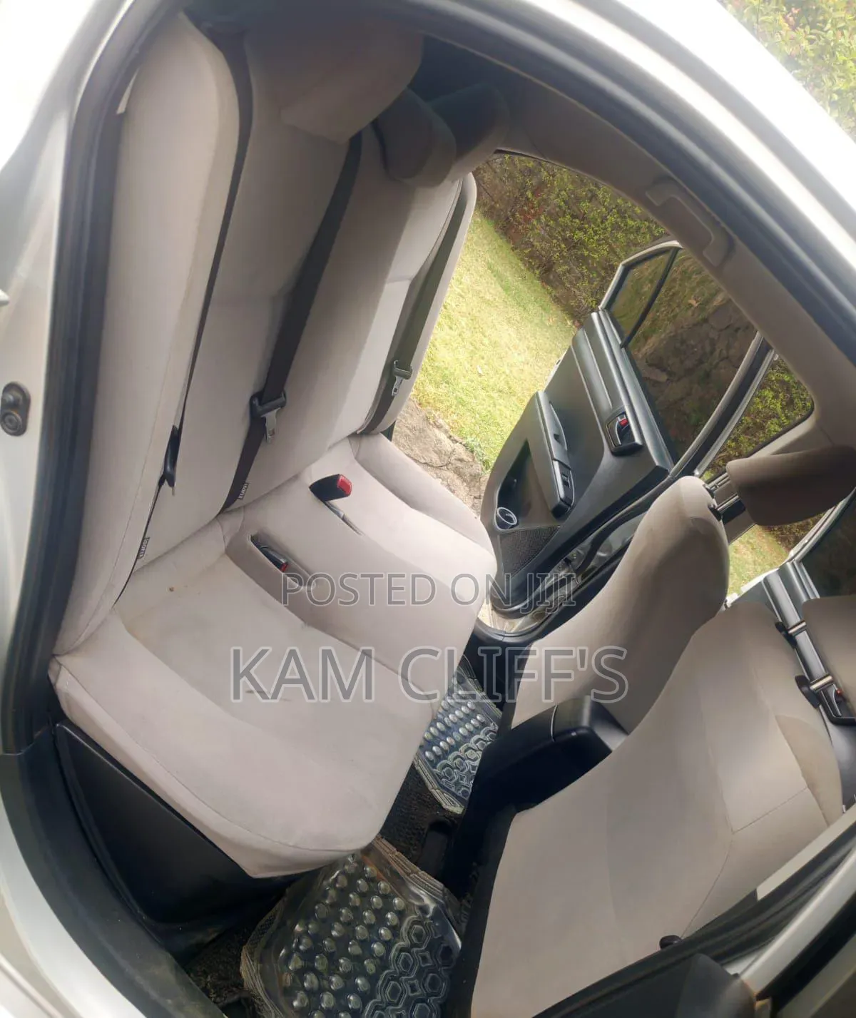 Toyota Axio 2018 Silver