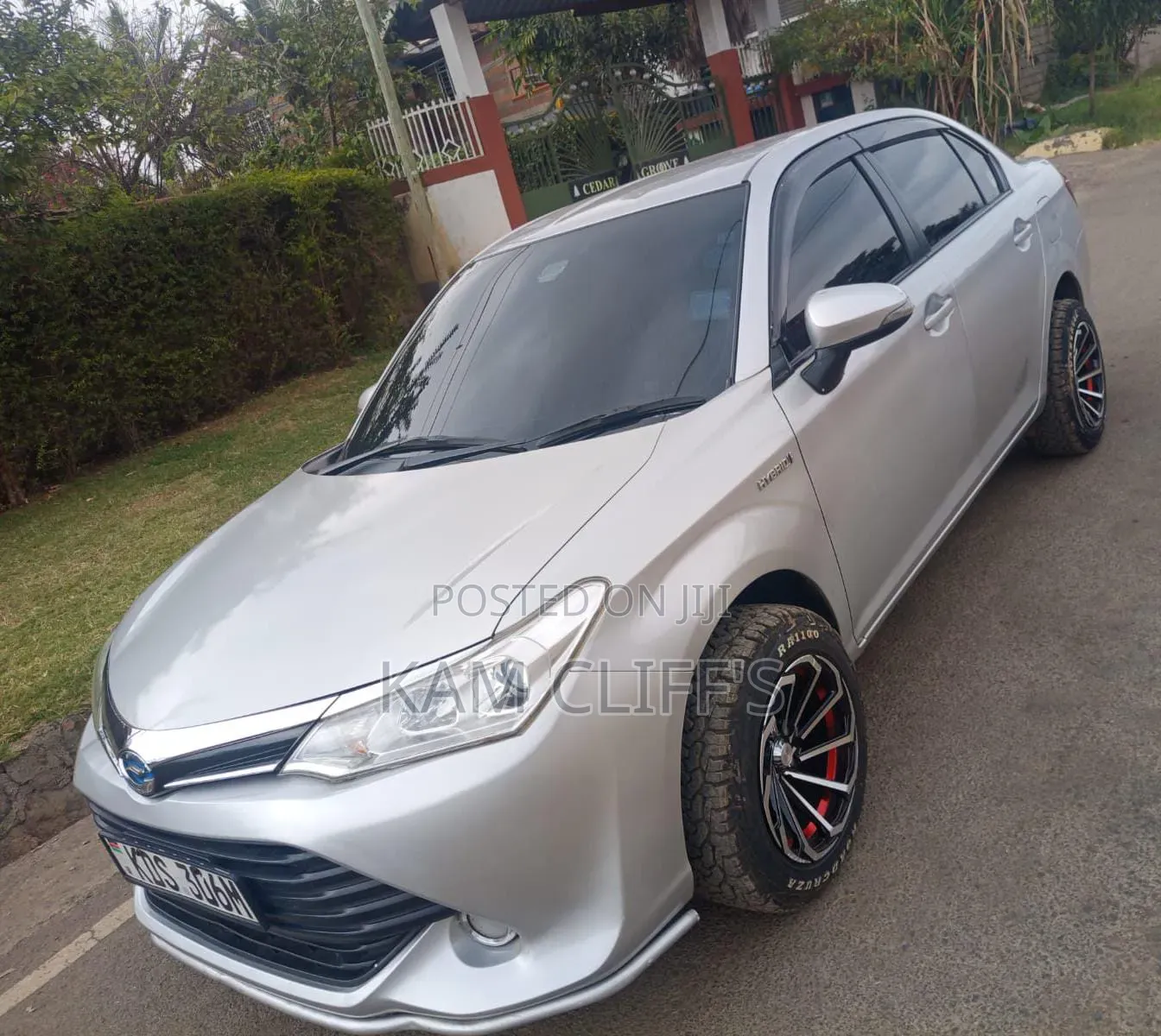 Toyota Axio 2018 Silver