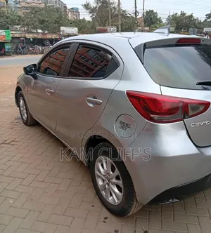 Mazda Demio 2015 Silver