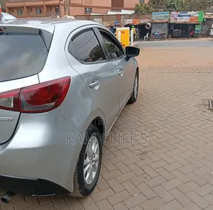 Mazda Demio 2015 Silver