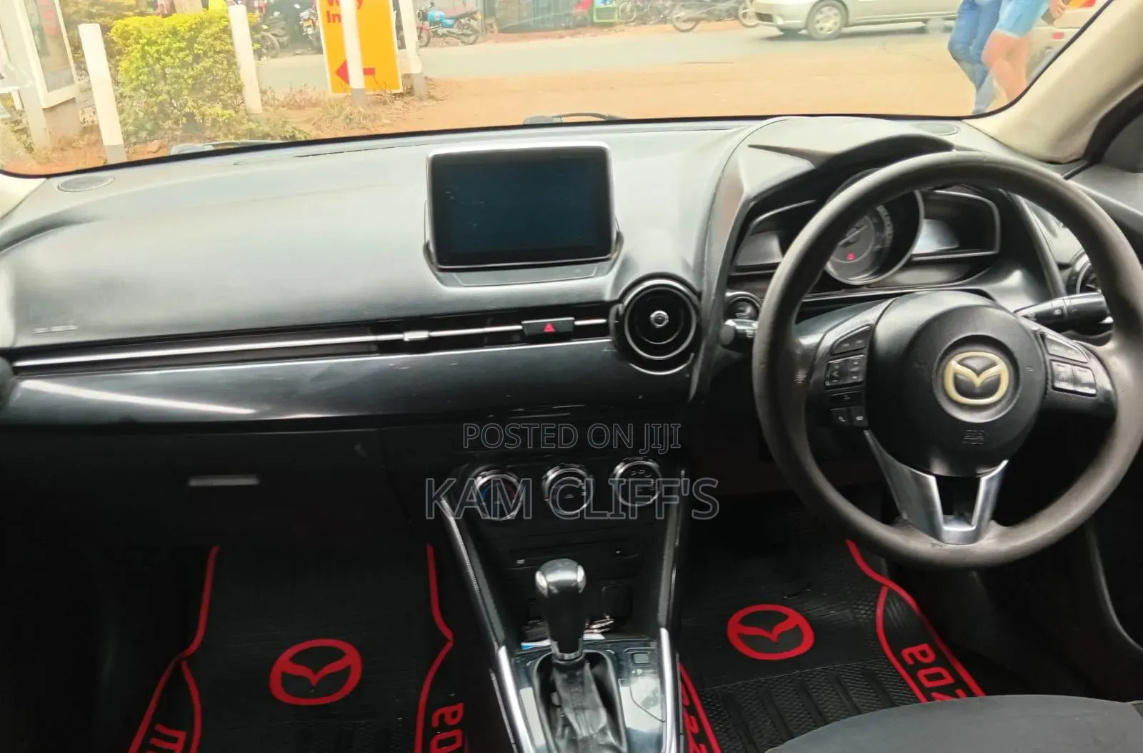Mazda Demio 2015 Silver