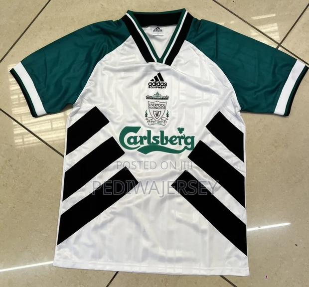 Liverpool Retro Kits - thumbnail 2