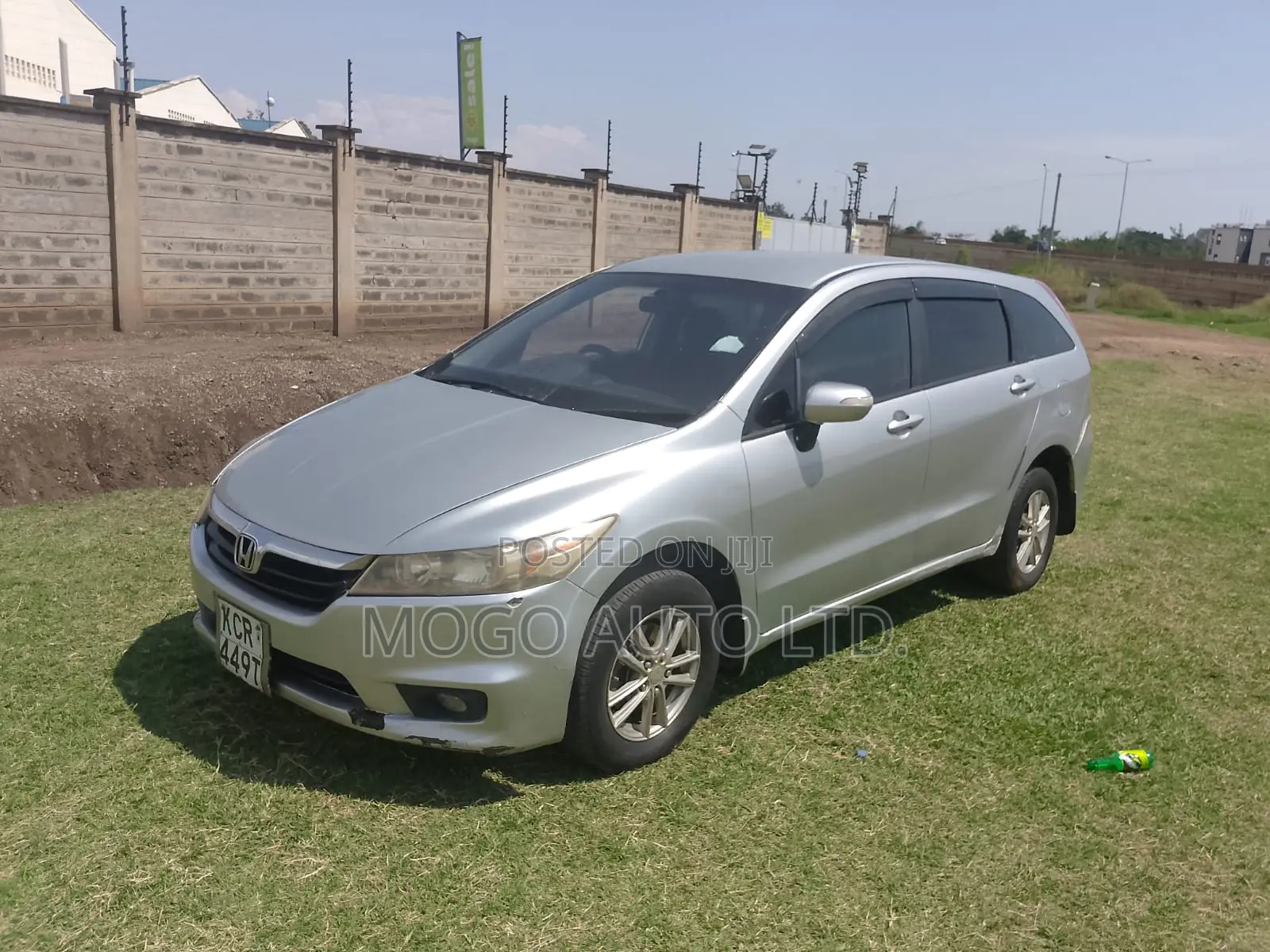 Honda Stream 2011 Silver