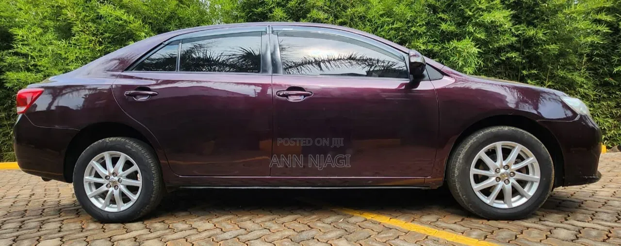 Toyota Allion 2011 Maroon